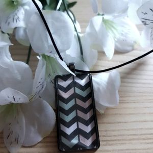 Retro Pendant